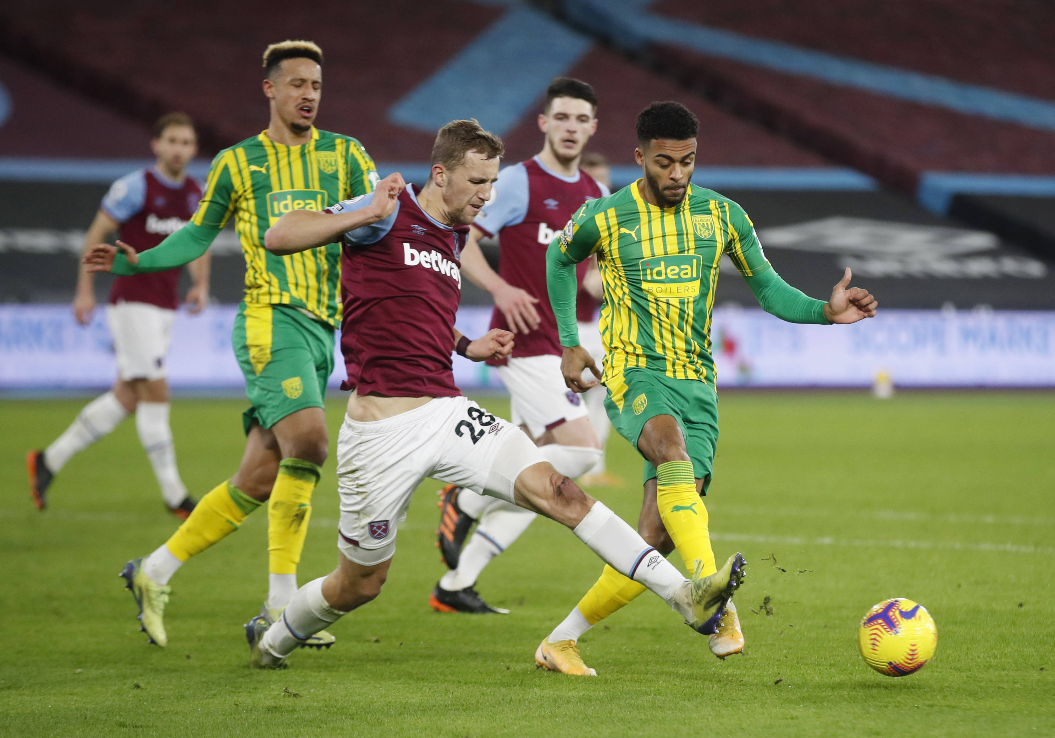 球队年轻的 球队年轻的